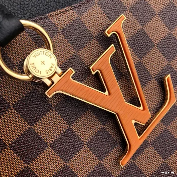 RIVERSIDE Vuitton Louis 0629